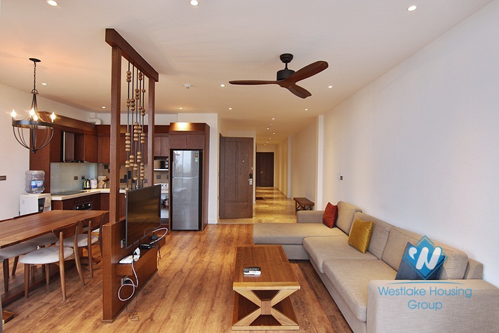 An exquisite 3 bedroom apartment for rent on Dang Thai Mai street